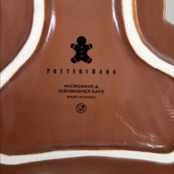 Pottery Barn Gingerbread Teddy Bear Stoneware Appetizer Plates Set of 4 New! - Picture 7 of 7